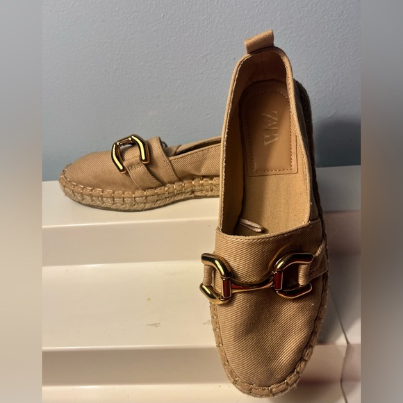 Zara Canvas Tan Colored Loafer w/ Embellishments!! - Picture 9 of 14